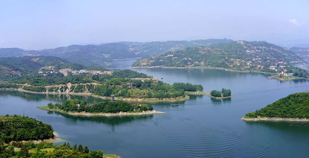 富硒茶的广告语（富硒茶怎么发朋友圈）-硒宝网