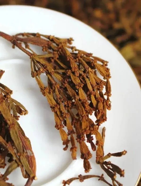 富硒百年古树茶（百年古树茶多少钱一斤）-硒宝网