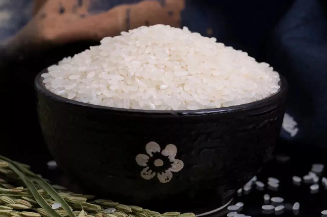 富硒大米闻起来(富硒大米为什么有味道)-硒宝网