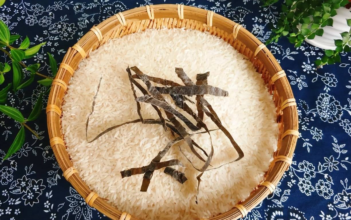 富硒大米能洗不（大米能洗富硒衣服吗）-硒宝网