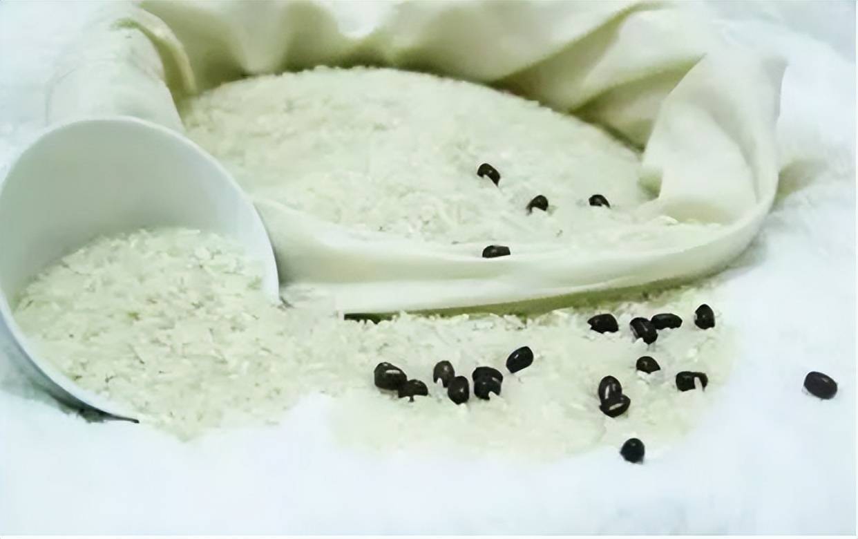 富硒大米饭发暗(富硒大米发黄吗)-硒宝网