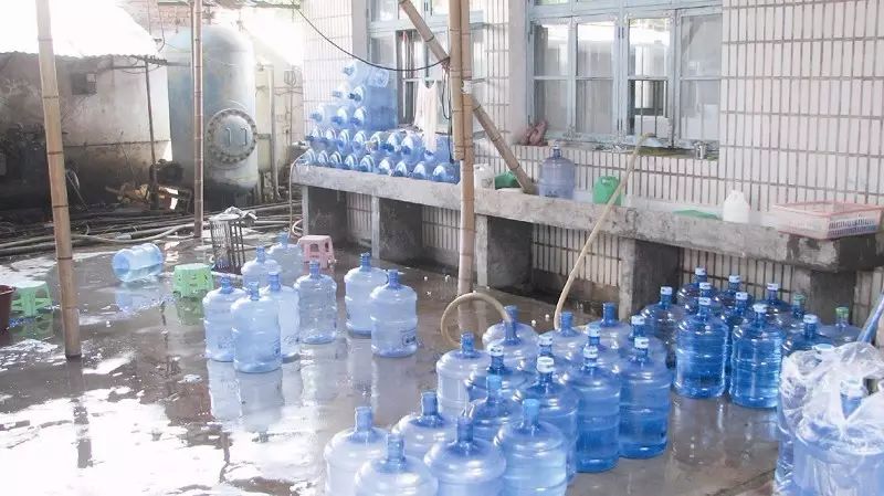 富硒大米饭发暗（富硒大米发黑是否可以食用）-硒宝网