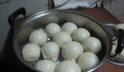 富硒面粉蒸馒头（面粉馒头蒸富硒的做法）-硒宝网