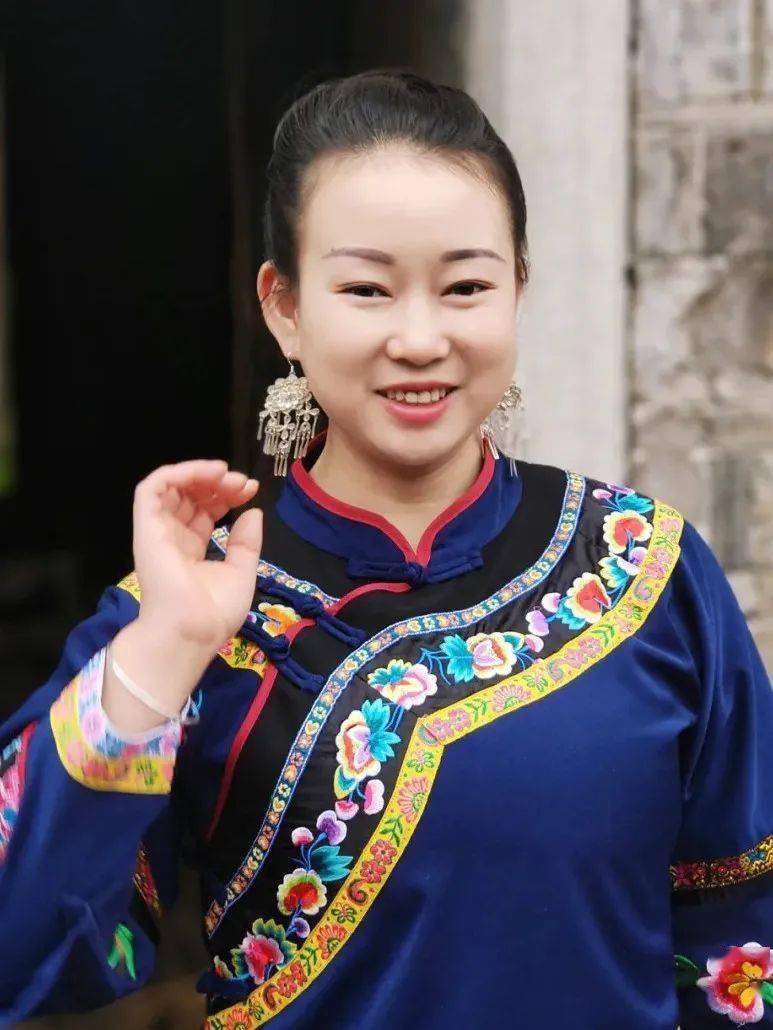 藤匠人富硒莓茶(藤茶视频)-硒宝网