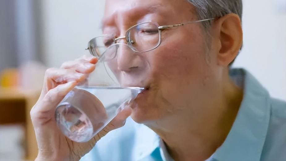 老年人补硒应补多少（老人要补硒推荐一款药品）-硒宝网