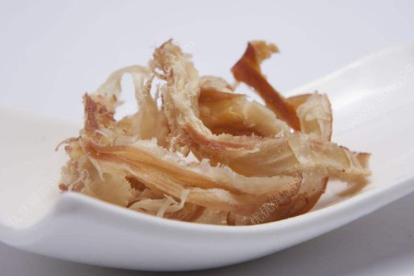 吃鱿鱼丝补硒（鱿鱼硒含量高吗）-硒宝网