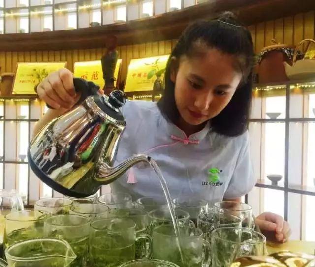 小鸡多大可以补硒（雏鸡缺硒）-硒宝网