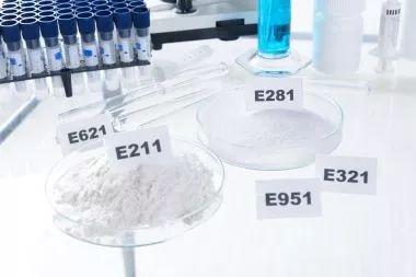 仔猪补硒过量反应(仔猪补完硒呕吐怎么回事)-硒宝网