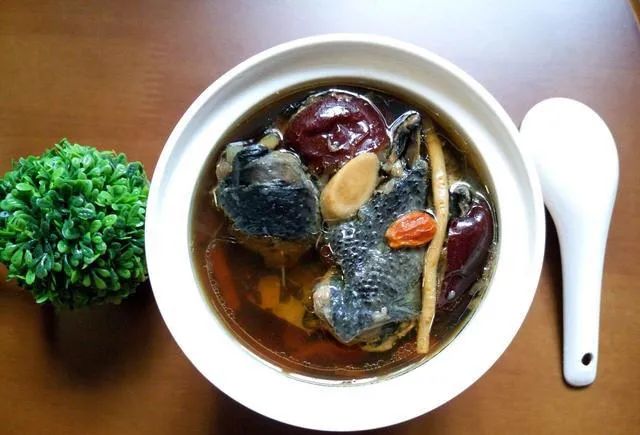 煲什么汤可以补硒（硒可以食补吗）-硒宝网