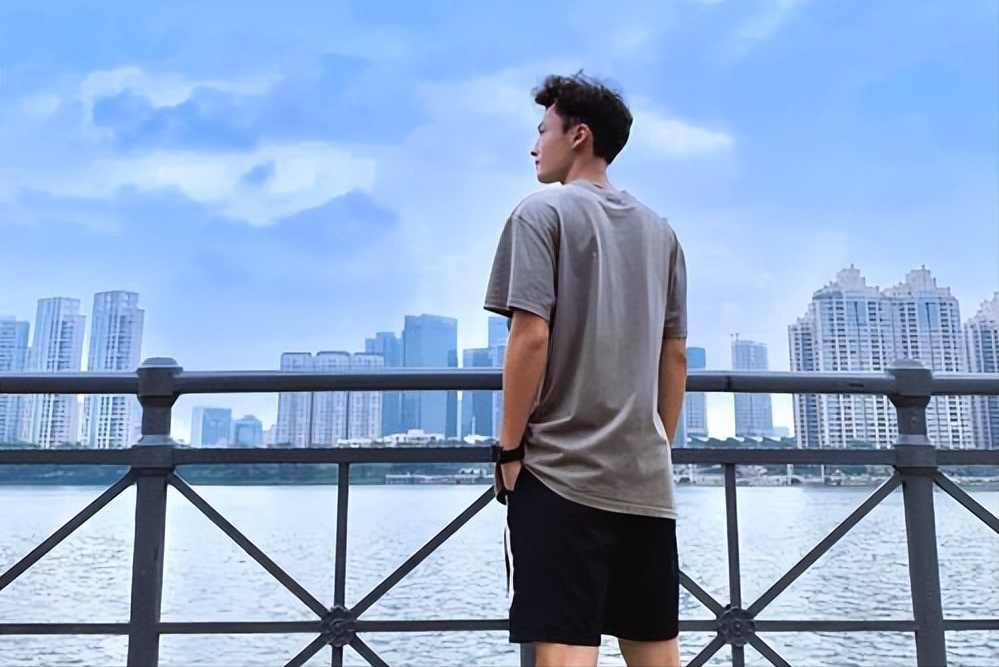 补硒多了会掉发吗（补硒后头发不怎么掉了）-硒宝网