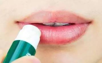 补硒能治疗皮炎吗（硒皮肤?。?硒宝网