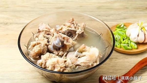 男人补硒吃什么好（男人补硒的食物）-硒宝网