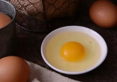 蛋鸡多长时间补硒(多长补时间硒蛋鸡最佳)-硒宝网