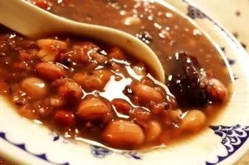 补硒为什么能祛痘（补硒能消耗维生素e和a嘛）-硒宝网