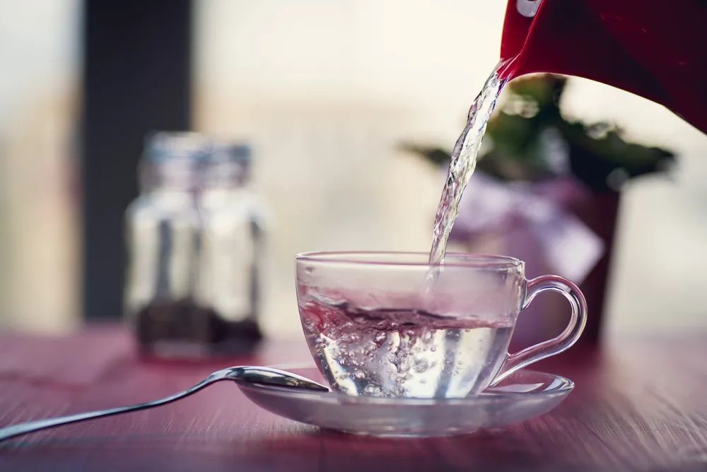 补硒能不能喝热水(能热水喝补硒的中药吗)-硒宝网