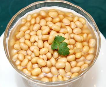 黄豆给猪吃补硒吗（黄豆对猪有什么营养）-硒宝网