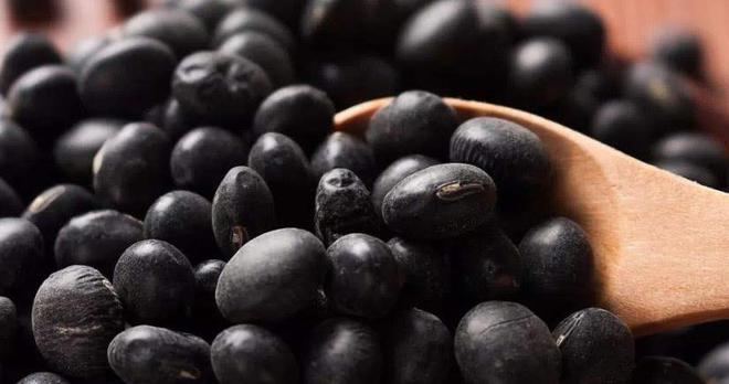 补硒可以黑头发吗(补硒能让白头发变黑吗)-硒宝网