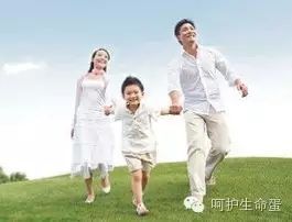 哺乳期能否喝补硒(哺乳期补硒可以喂奶吗)-硒宝网