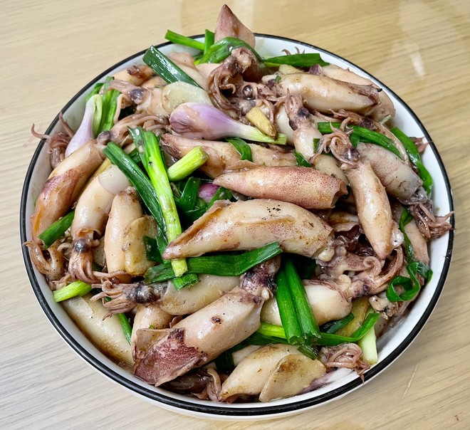 干鱿鱼补硒量多吗(鱿鱼含硒多少)-硒宝网