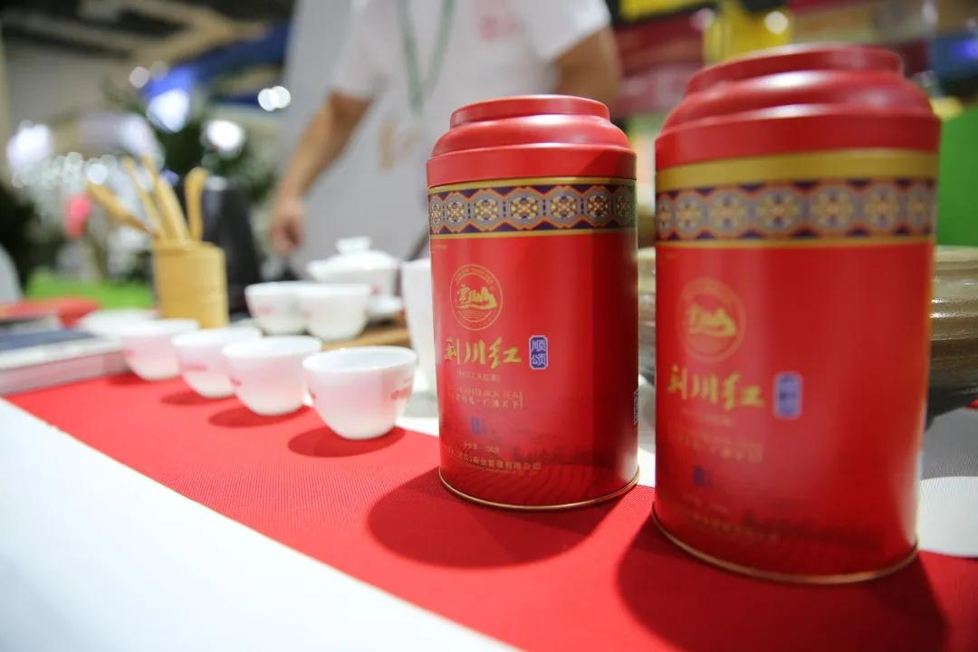 恩施富硒茶宣传图（湖北恩施茶文化简介）-硒宝网