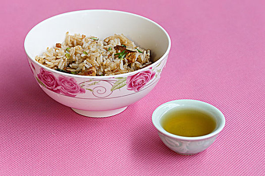 富硒茶是不是炒作（炒作茶是富硒茶吗）-硒宝网