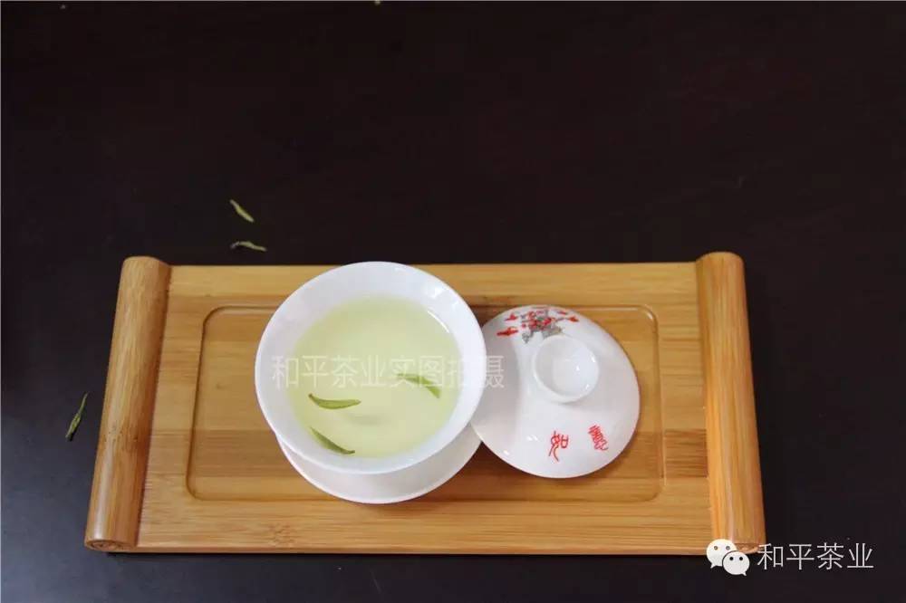 为什么富硒茶沉底（富硒茶口感入口偏涩）-硒宝网