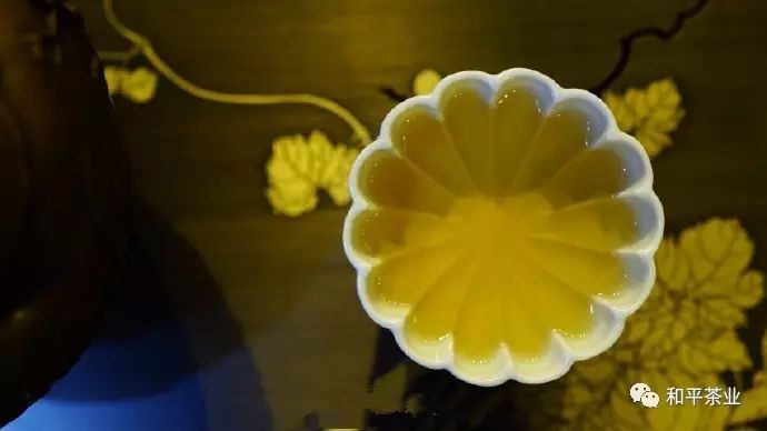 为什么富硒茶沉底(富硒茶具)-硒宝网