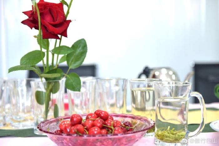 陕西蜡烛山富硒茶(蜡烛山富硒茶价格)-硒宝网