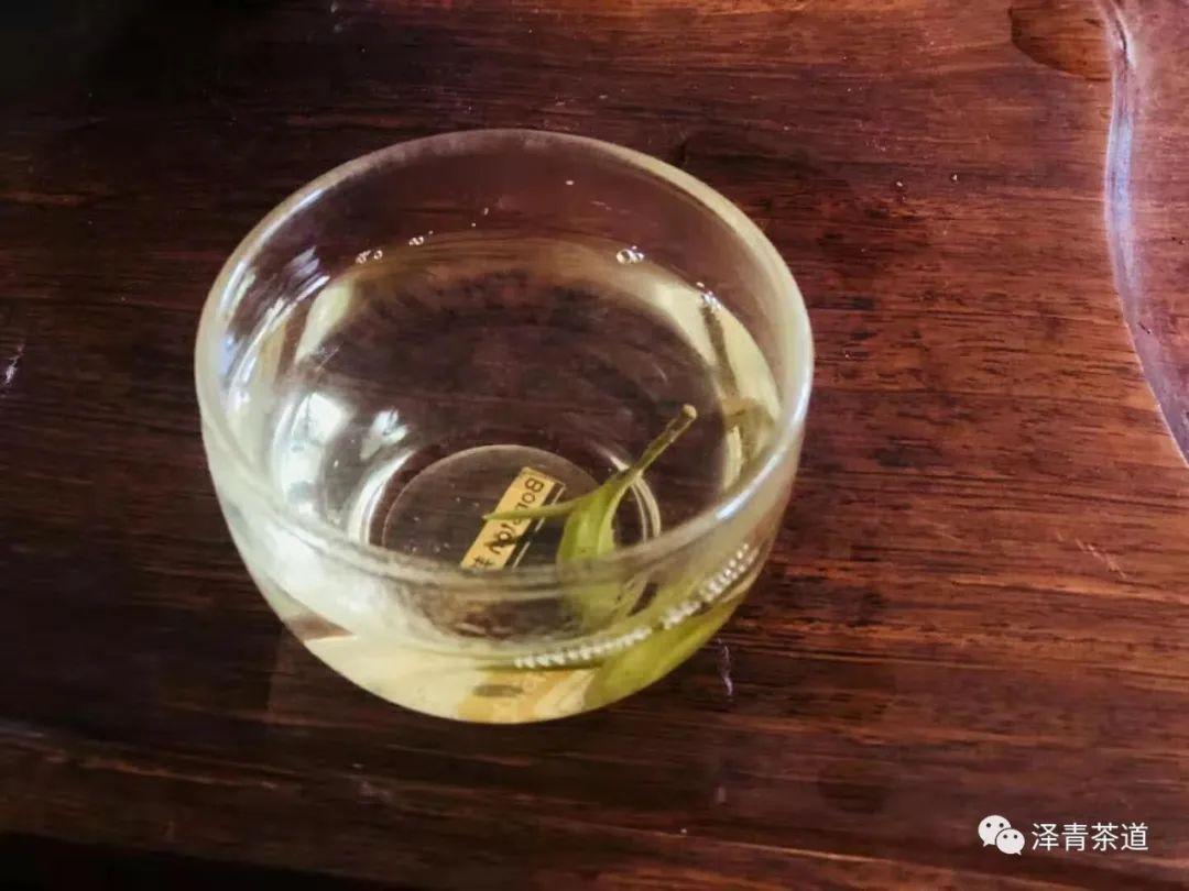 富硒茶是普洱茶吗（茶普洱富硒是什么味道）-硒宝网