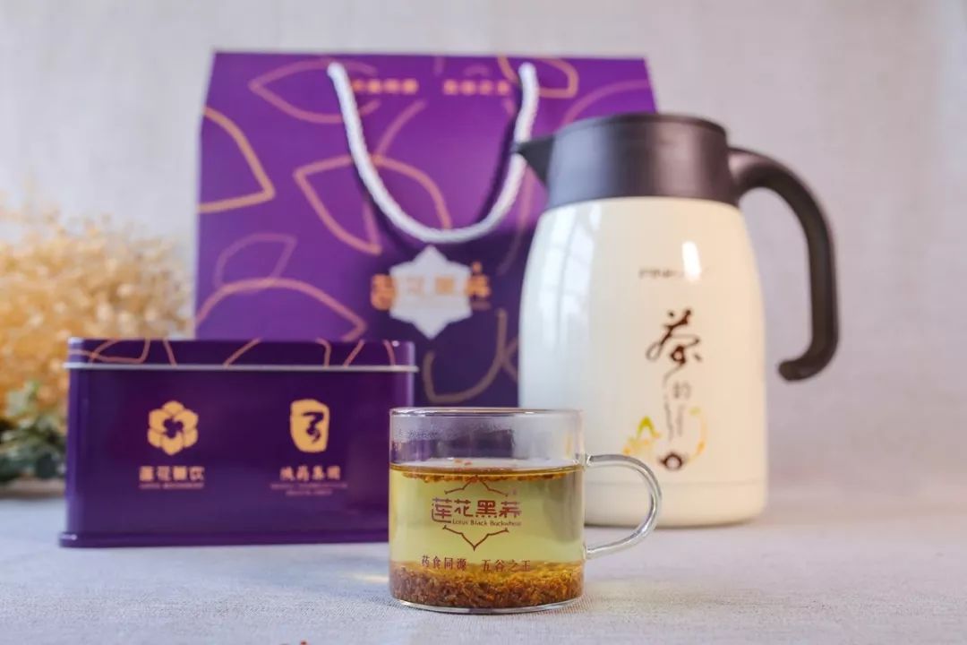 富硒黑苦荞茶作用（黑茶苦荞的功效与作用）-硒宝网