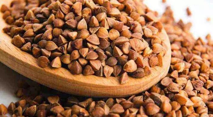 富硒黑苦荞茶作用（黑茶苦荞的功效与作用）-硒宝网