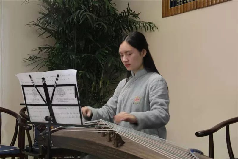 黔由由富硒茶价格（黔优名酒多少钱一瓶）-硒宝网