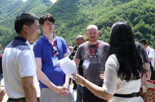 富硒茶陈鸿昌场地(富硒茶的功效与作用)-硒宝网