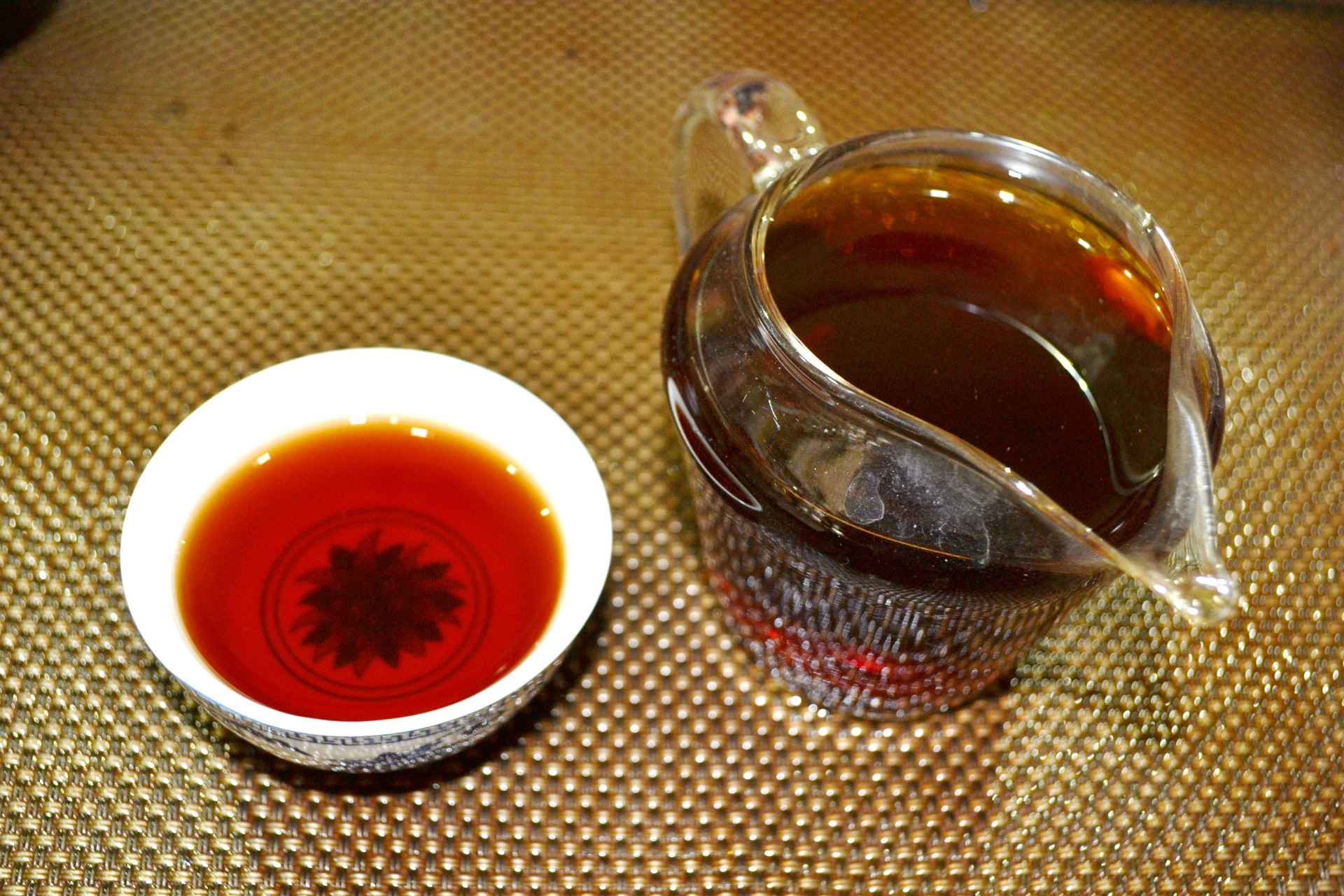 富硒茶用什么壶泡（富硒茶壶如何检测）-硒宝网