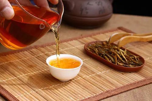 富硒茶小孩能喝吗(小孩可以喝富硒水吗)-硒宝网