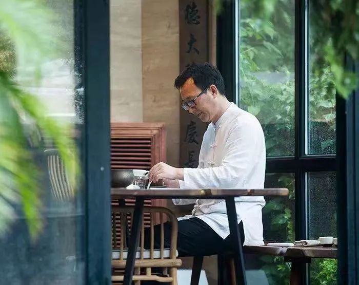 富硒老白茶小茶饼(富硒白茶是白茶吗)-硒宝网