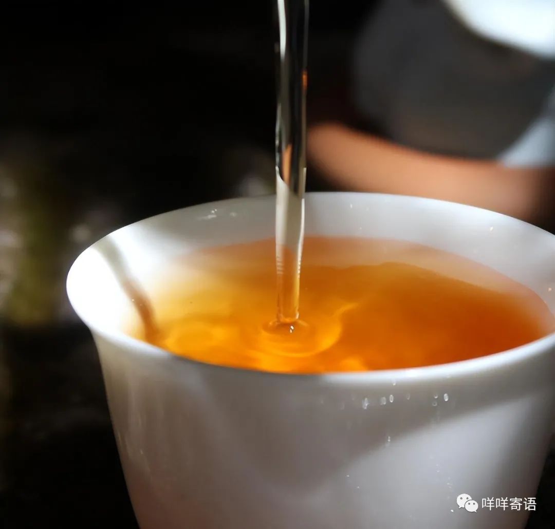 富硒茶过期能喝不(过期茶叶能喝)-硒宝网