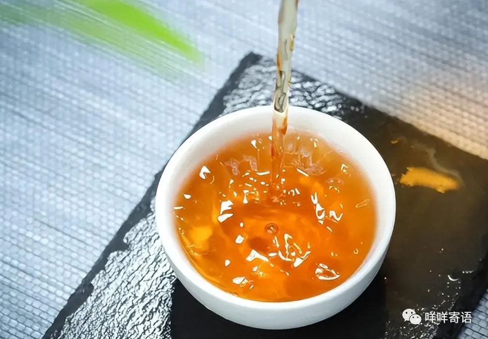 富硒茶过期能喝不(过期茶叶能喝)-硒宝网