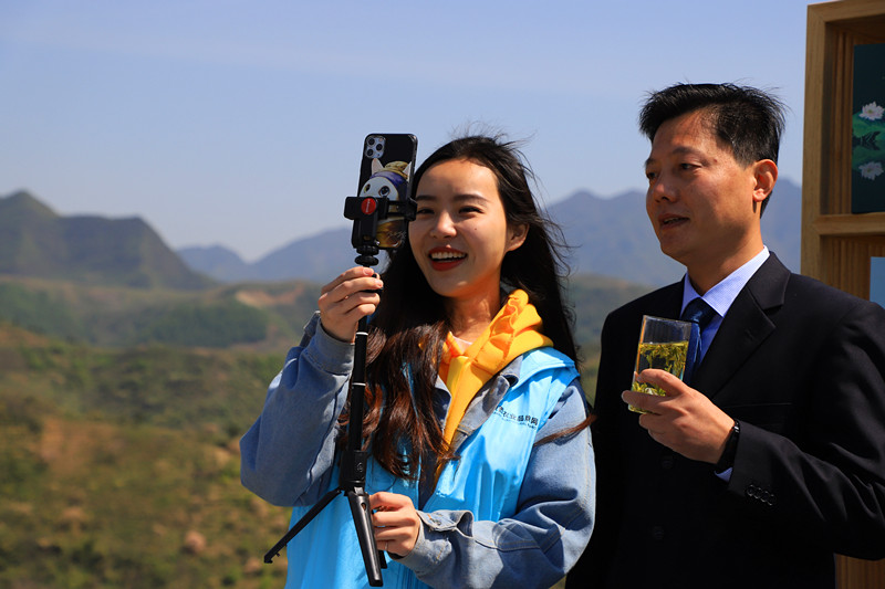 天方富硒茶代言人（天方富硒水）-硒宝网