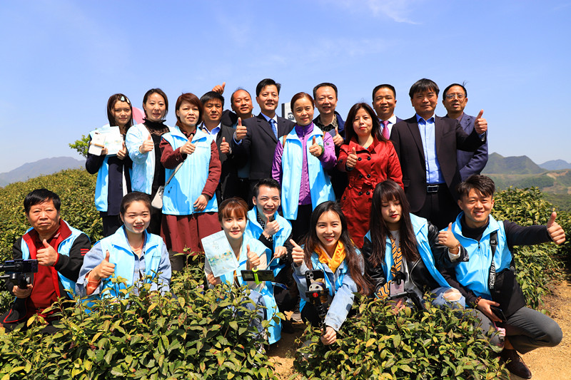 天方富硒茶代言人（天方富硒水）-硒宝网