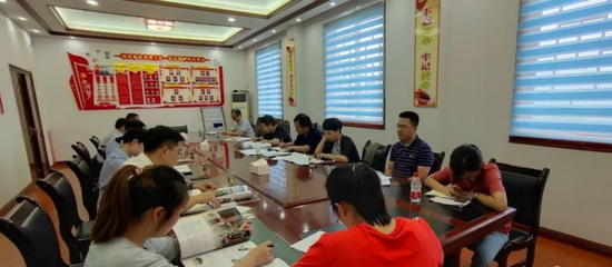 利川红富硒茶贵吗(贵茶红富硒利川有卖吗)-硒宝网