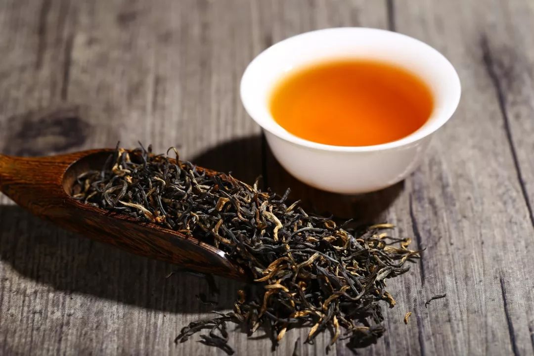 富硒白茶饼茶泡法(富硒白茶是什么茶)-硒宝网