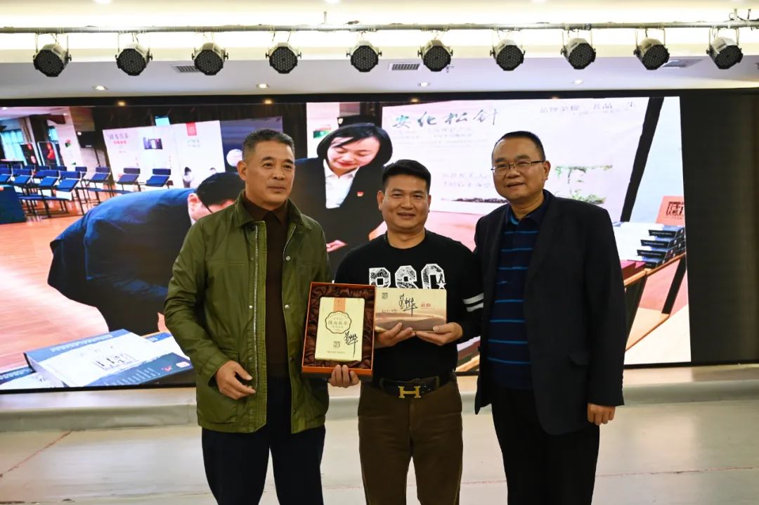 安化黑茶含富硒吗(黑茶含硒元素是多少)-硒宝网