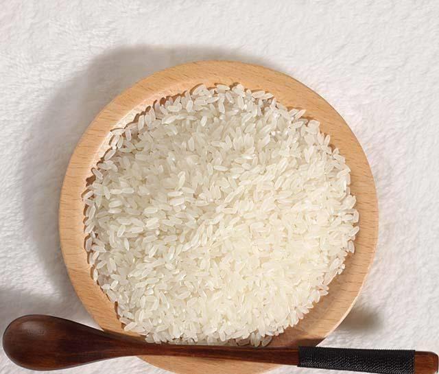 富硒大米做饭颜色(富硒米什么颜色)-硒宝网