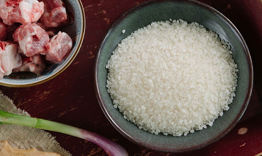 溢田五常富硒大米(富硒五常大米稻花香多少钱一斤)-硒宝网