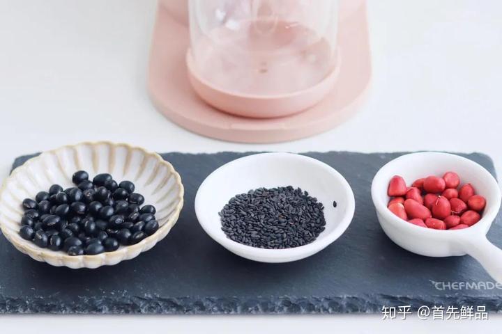 黑面粉 富硒面粉(富硒黑麦面粉有什么功效)-硒宝网