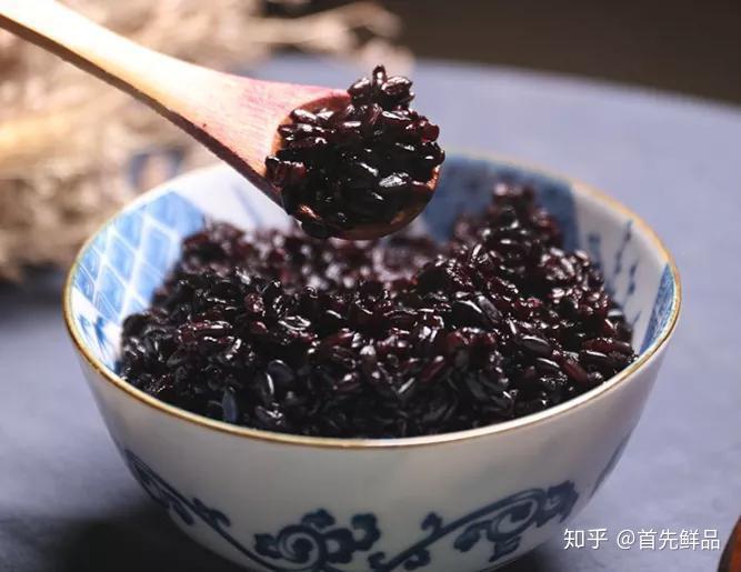 黑面粉 富硒面粉(富硒黑麦面粉有什么功效)-硒宝网