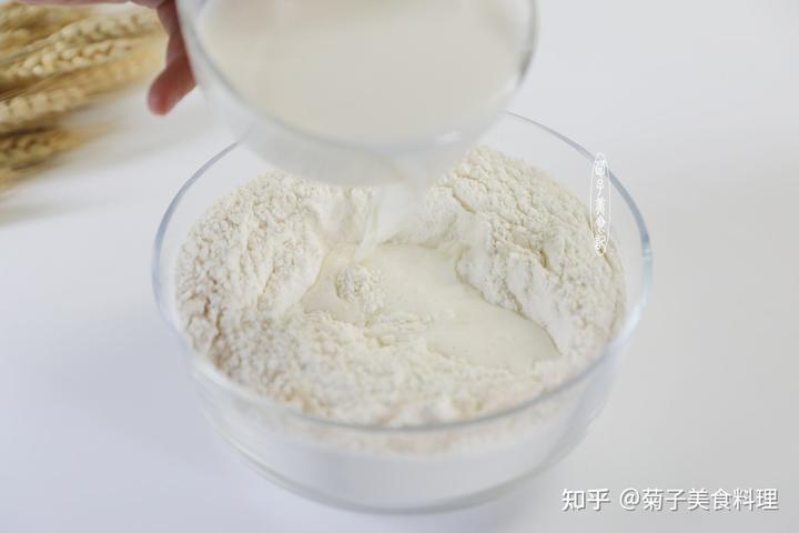 富硒面粉馒头制作(富硒面粉蒸馒头粘粘的)-硒宝网