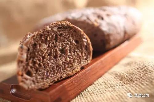 富硒面粉是黑色吗（面粉黑色富硒是什么意思）-硒宝网