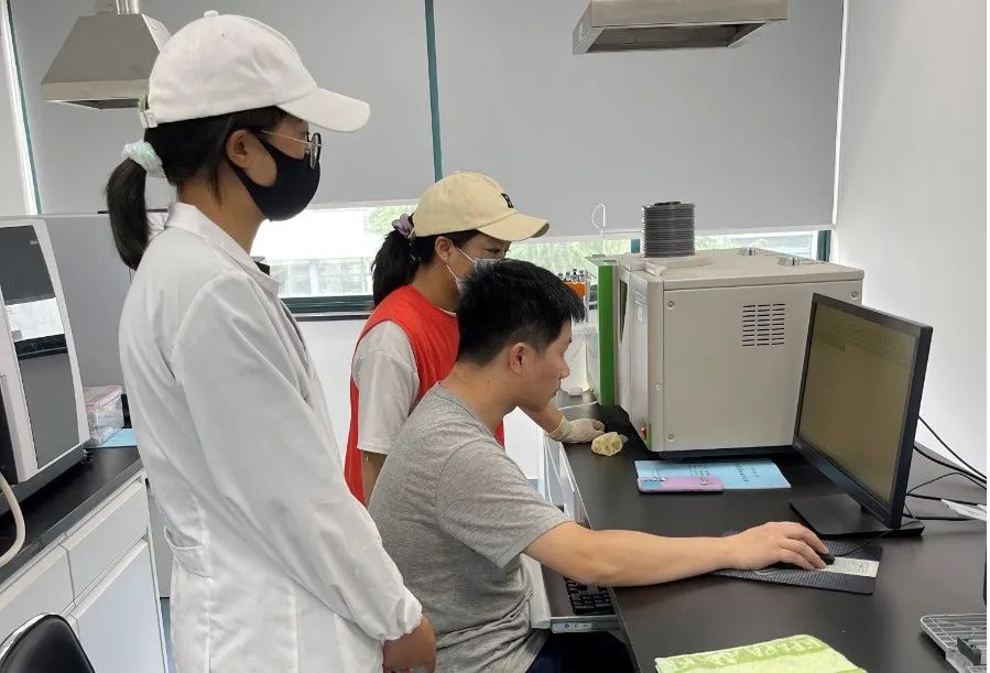 哪些电子产品含硒（电子含产品硒元素吗）-硒宝网